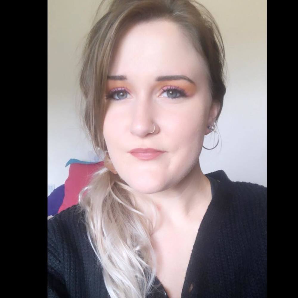 Meet your Posher, Kayla